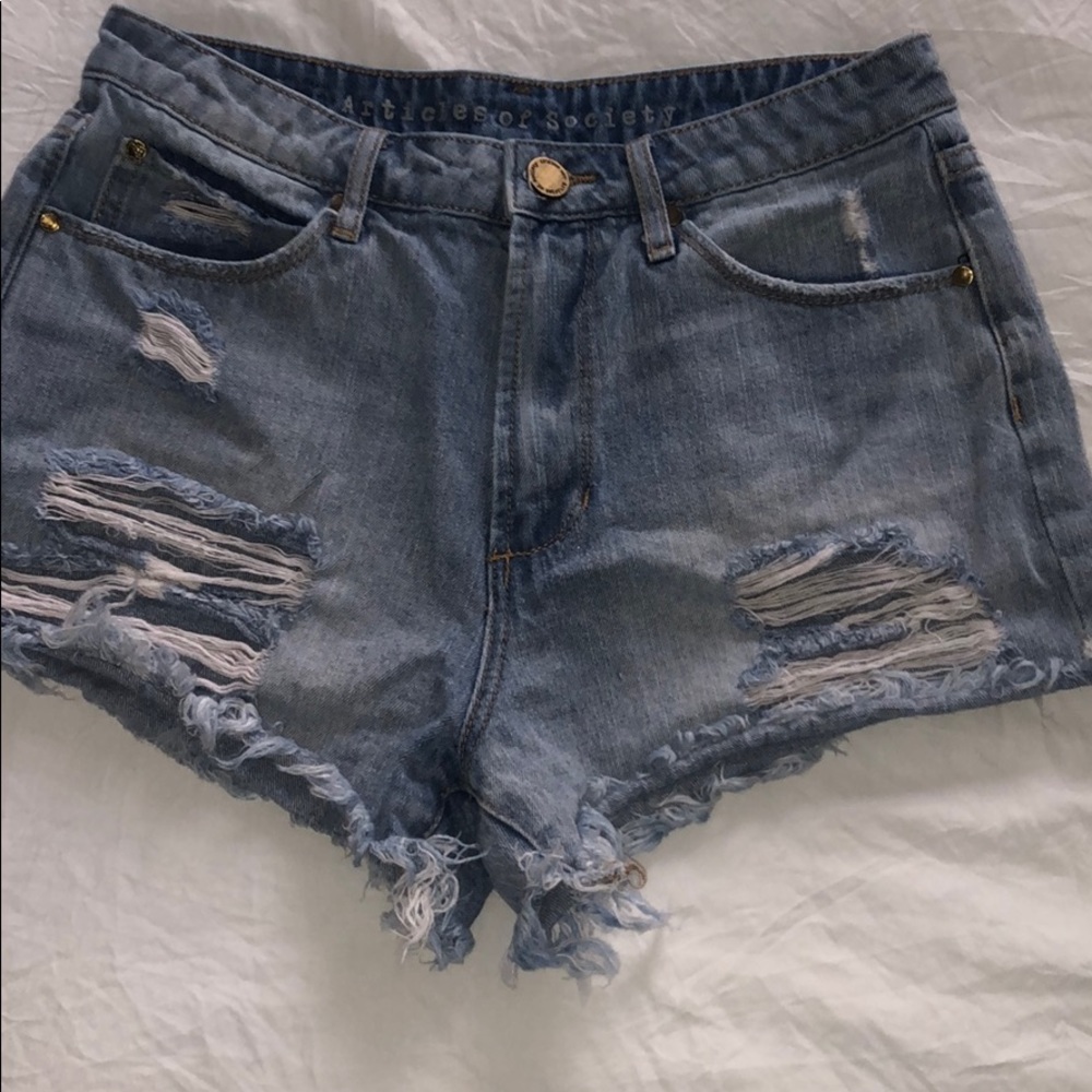 ARTICLES OF SOCIETY DEMIN SHORTS
